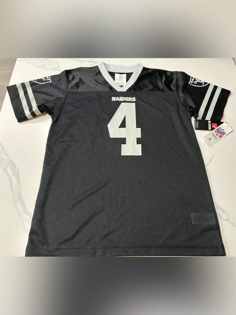 Las Vegas Raiders Youth Derek Carr Jersey (XL 16-18) Retails for $35
